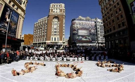Naked People In Spain Protest Against Corrida 9 Pics