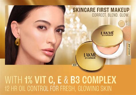 Buy Lakme Makeup Skincare Vit C Superglow Skin Perfecting Compact Nude 20 8 G Online At Best