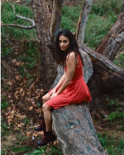 Hot Fernanda Andrade Photos Will Make You Feel Better ThBLOG