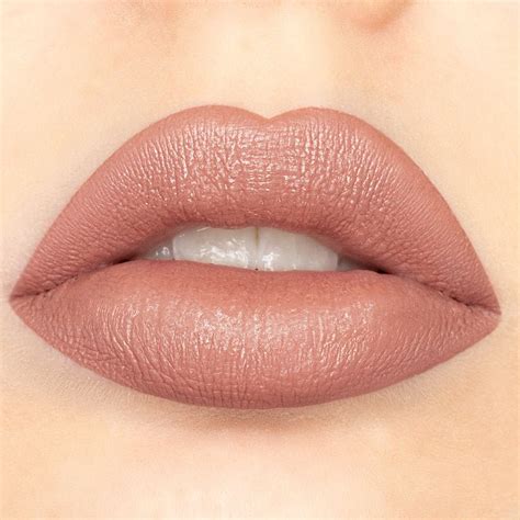 Labial Velvety Kiss Matte Liquid Lipstick Peachy Nude De Amor Us