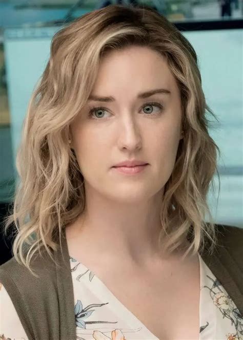Ashley Johnson Sexy And Hot Bikini Pictures Inbloon
