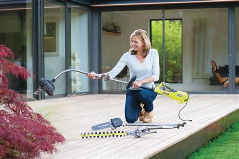 Триммер электрический RYOBI RBC1226I Expand-it купить по низкой цене в ...