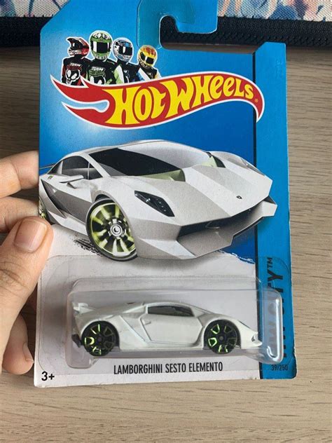 Hot Wheels Lamborghini Sesto Elemento Hobbies Toys Toys Games On Carousell