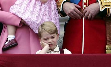 Padre escocês pede orações para que o príncipe George seja gay Jornal O Globo