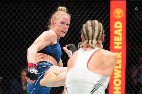 UFC San Antonio results: Holly Holm dominates Yana Santos with her