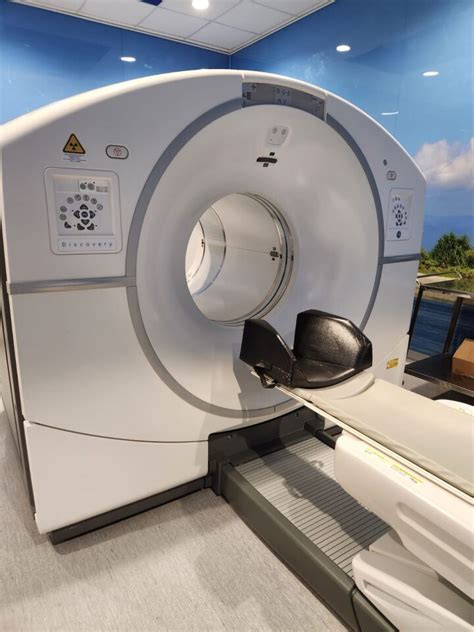 Used GE DiscoveryTM IQ PET CT PET CT For Sale DOTmed Listing 4621978