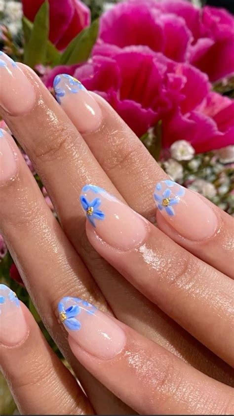 Summer Nails Hailey Bieber Chrome Nails Glazed Nails Acrylic Gel Neutral Nude Nails