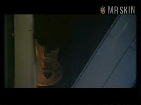 Top Un Par De Huevos Nude Scenes Sexiest Pics Clips Mr Skin