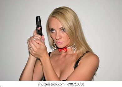 Sexy Nude Blonde Girl Gun His Stock Photo 630718838 Shutterstock
