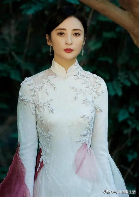 Looking Forward To Jiang Qinqins Mid Autumn Festival Party Tonight It