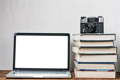 Book Computer Pictures | Freepik
