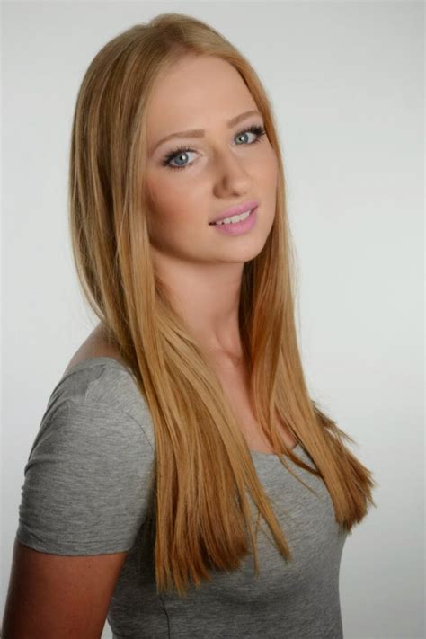 Hot Sexy New Bethany Woodruff Bikini Pics