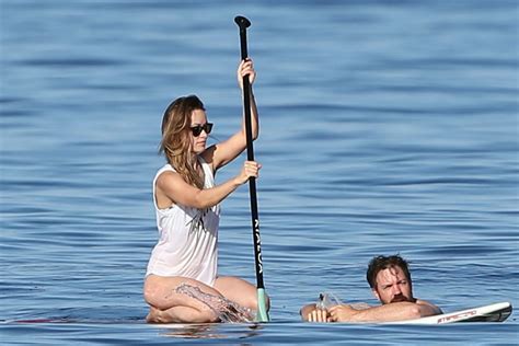 Olivia Wilde In Bikini On The Beach In Hawaii Hawtcelebs