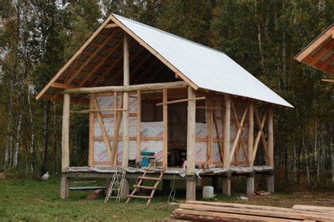 Стены домиков и деловой центр | strawbale.ru