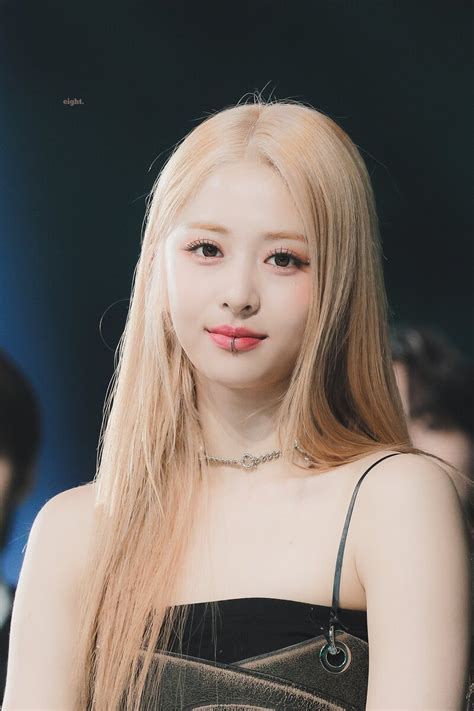 Gái Mỹ của LE SSERAFIM cực hot Nhan sắc tiên tử gây bão MXH xứ Hàn chỉ bằng một cái nháy mắt