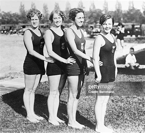 Hot Sexy Belle Gunness Bikini Pics