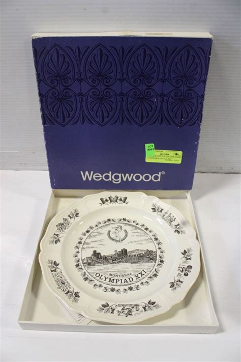WEDGEWOOD 1976 OLYMPIC GAMES COMMEMORATIVE PLATE