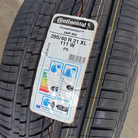 Chollo: Neumático Continental 295/40 R 21 CROSSCONTACT