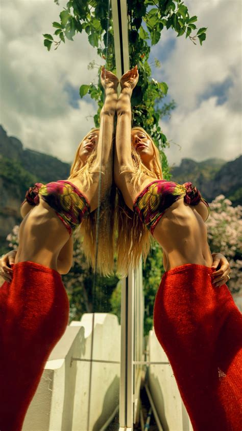 Alexis Ren Bikini Boobs Sexy Ass Beyond The Pines Hot Celebs Home