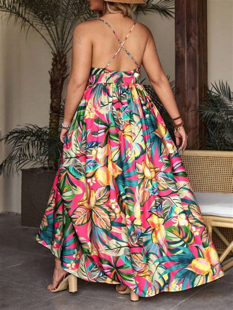 Shein Curve Plus Size Tropical Floral Plant Print Deep V Neck