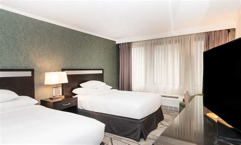 DoubleTree by Hilton Newark Penn Station Photo Gallery