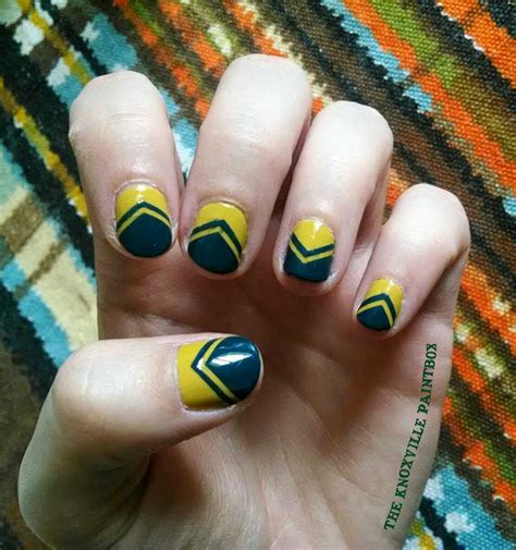 The Knoxville Paintbox A Beauty Blog Citron And Deep Teal Chevron