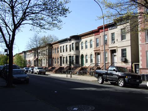 Service Details for the St Johns Place and Ralph Avenue Bus Stop 10