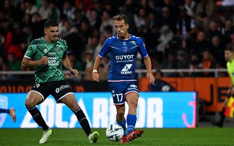 Angers L Us Concarneau Retombe Dans Ses Travers Revivez Le Match