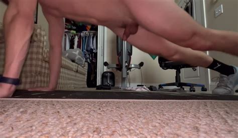 Naked Pushups ThisVid