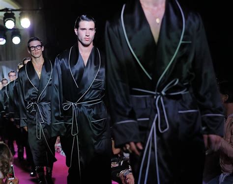 The NAKED KING Dolce Gabbana SS Secret Show TheStyleRandomGuy