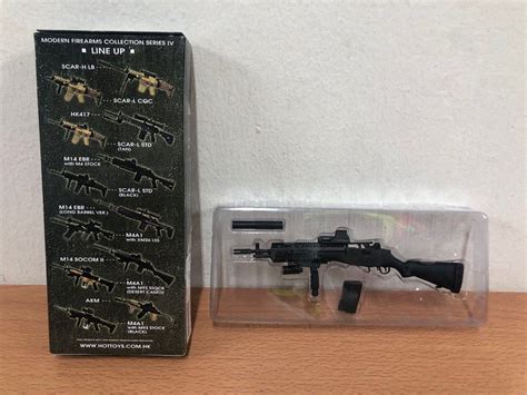 Hot Toys 1 6 Scale M14 Socom 11 Hobbies Toys Toys Games On Carousell