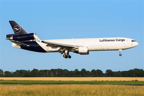 D Alca Mcdonnell Douglas Md Lufthansa Cargo Lflx Flickr