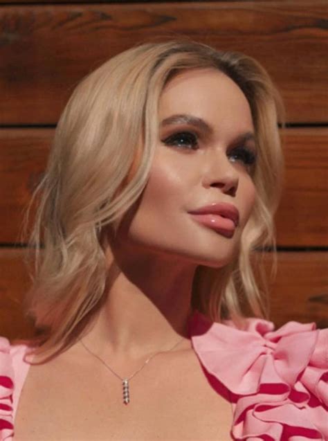 Olena Hottie Id From Kiev Ukraine Years Old Green Eyes Blonde Hair Color