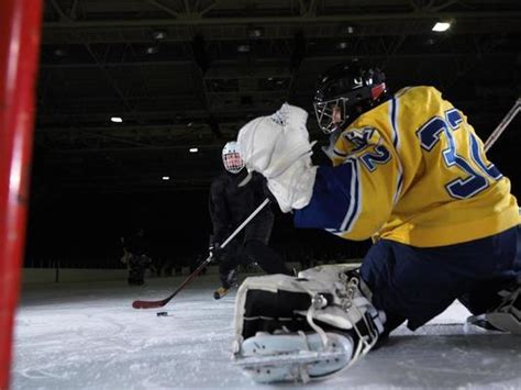 Youth Hockey Stock Photos Images And Backgrounds For Free Download