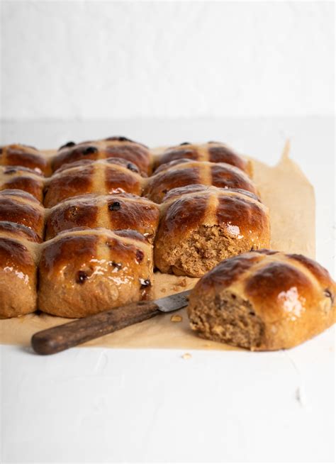 Hot Cross Buns Naked Digest