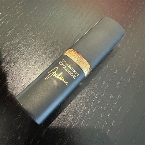 L Oreal Paris Colour Riche Collection Exclusive Lipstick Julianne S Nude Sisa Kesehatan