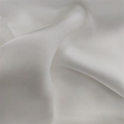 Шёлковые простыни: разные цвета из комплектов на 22 mumi – заказать на ...