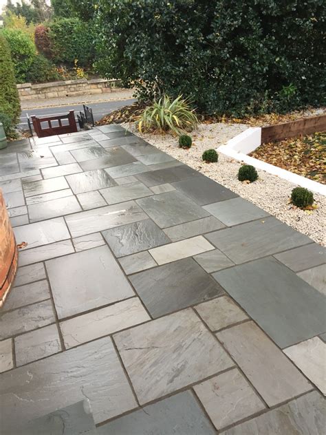 Bradstone Natural Sandstone Paver Silver Grey 600×600