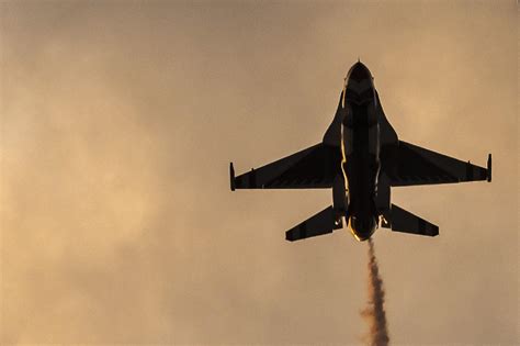 Aereo Militare Precipita Nel Mediterraneo Nessuna Indicazione Di