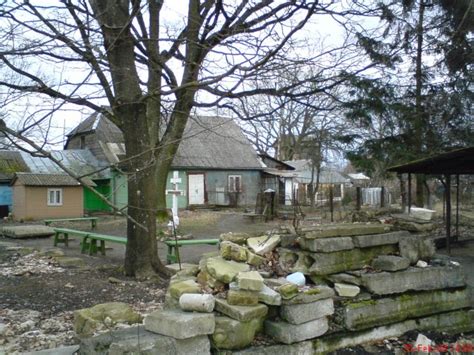 У Нового еврейского кладбища, или Eichenberg, Ballod и Sorgenfrei ...