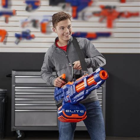 NERF N-Strike Elite Titan CS-50 - Blaster-Time