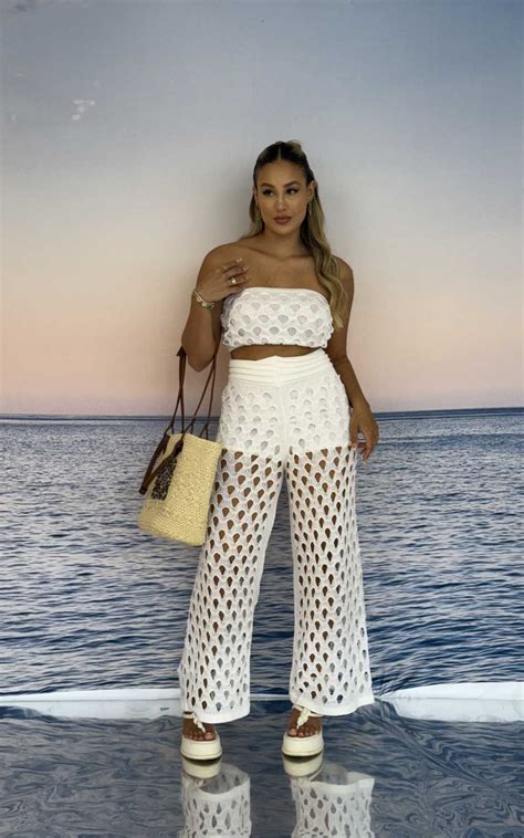 CONJUNTO PEÇAS CALÇA HOT PANTS E TOP RETO Avec Vous