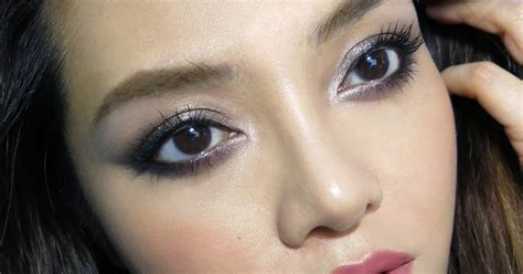 The Makeup Box Weekend Smoky Sparkle Urban Decay Naked Smoky Look