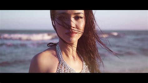 VŨ NGỌC ANH SEXY DIỆN BIKINI YouTube