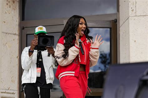 Megan Thee Stallion Shows Up At Tsu With Flamin Hot Scholarships