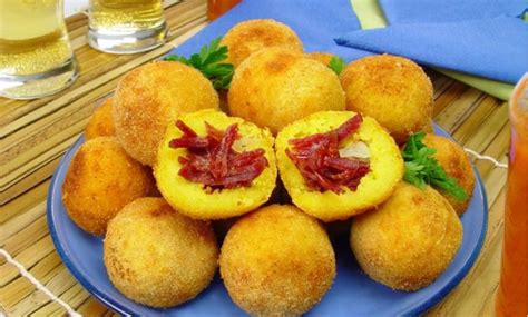 Receita Bolinho De Ab Bora Carne Seca E Mussarela