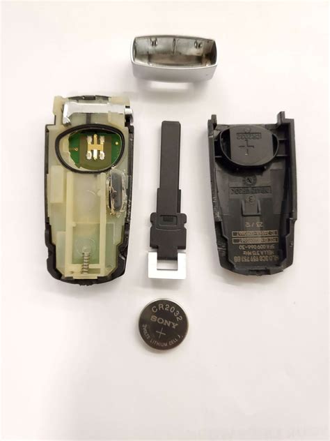 how to open volkswagen key fob 7