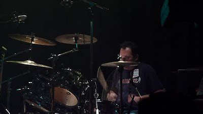 Bar B Lew S Blog Naked Raygun The Metro Chicago