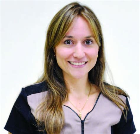 Una latina seducida por el mundo de la perfumería