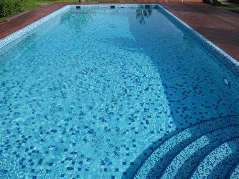 Крытый бассейн для дачи